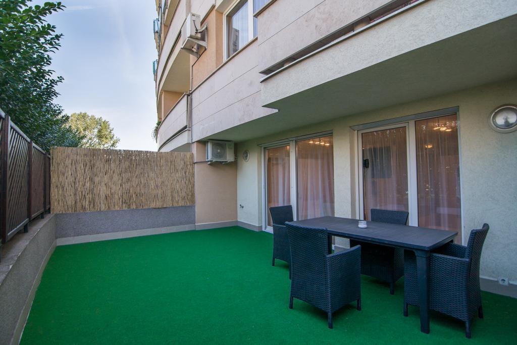 Center Haz Apartman Budapest Eksteriør bilde